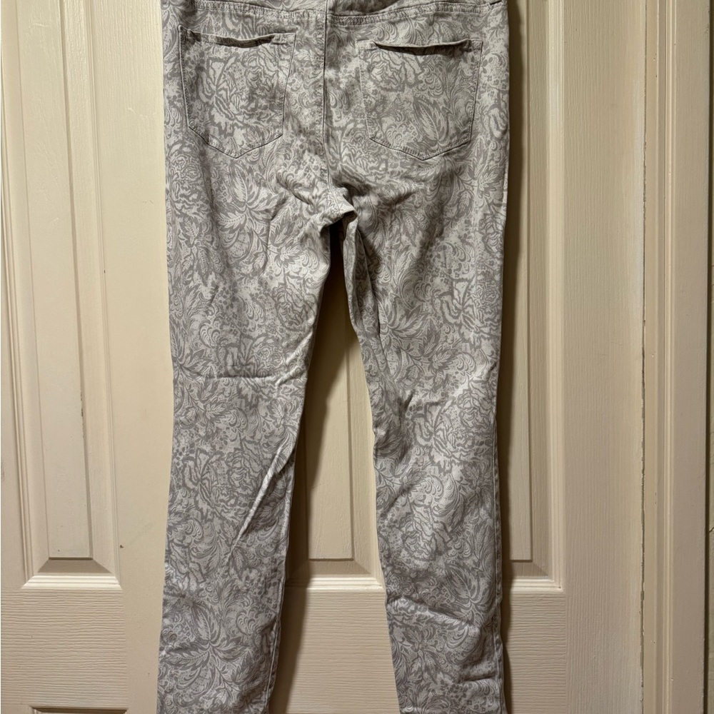 Gray Patterned Pants - image 4